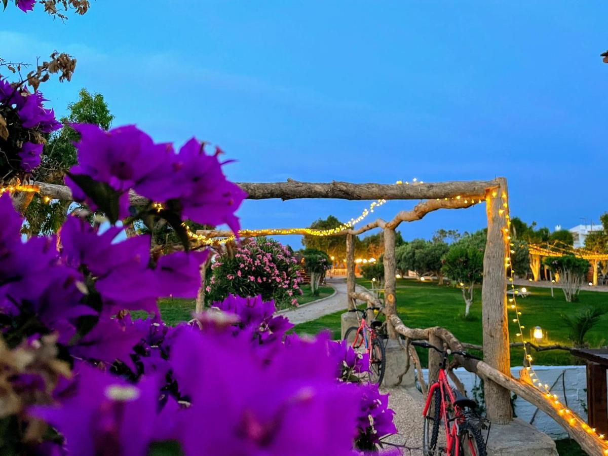 Eco Beach And Magic Garden Hotel Геннади Экстерьер фото